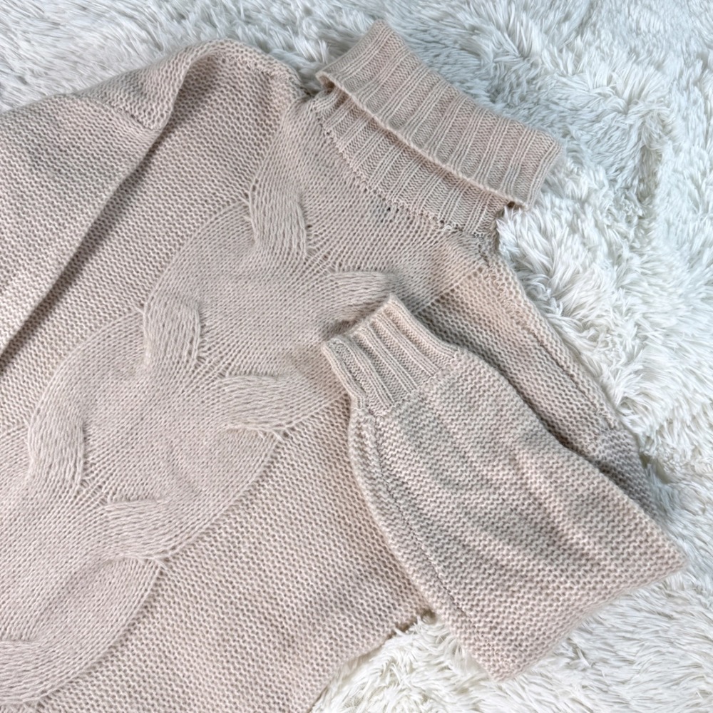Aerie‎ Cable Knit Turtleneck Sweater XS Wool Cozy Classic Minimalist Neutral
